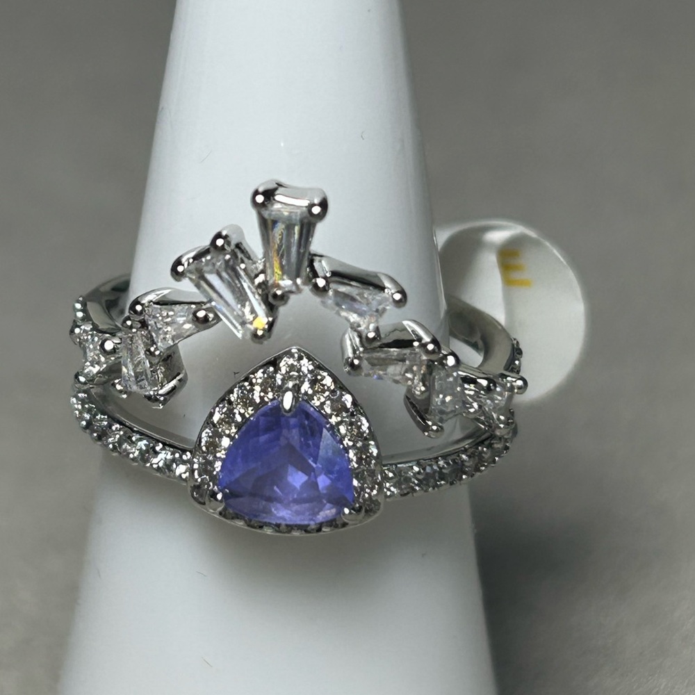 Bomb Party Lab Created Lavender Topaz Cubic Zirconia Queen Ring size 7 RBP5751